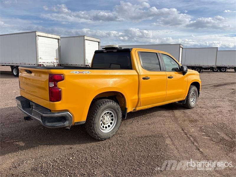 Chevrolet 1500 4x4 Crew Cab Pickup Ostalo