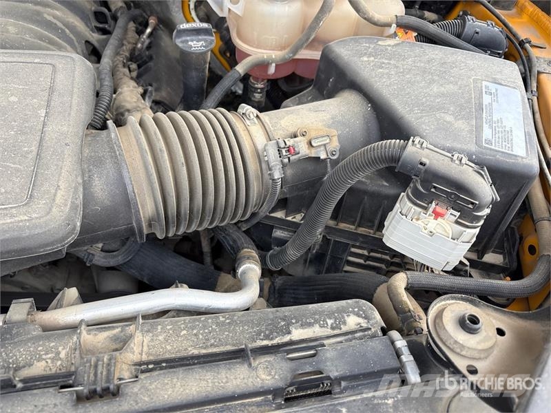 Chevrolet 1500 4x4 Crew Cab Pickup Други