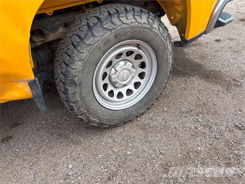 Chevrolet 1500 4x4 Crew Cab Pickup Ostalo