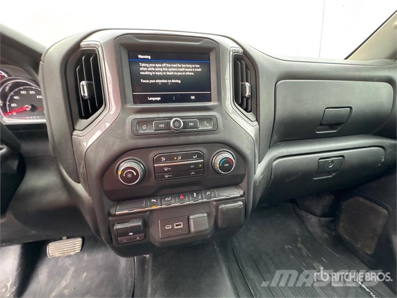 Chevrolet 1500 4x4 Crew Cab Pickup Други