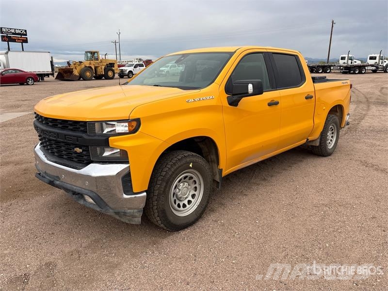 Chevrolet 1500 4x4 Crew Cab Pickup Други