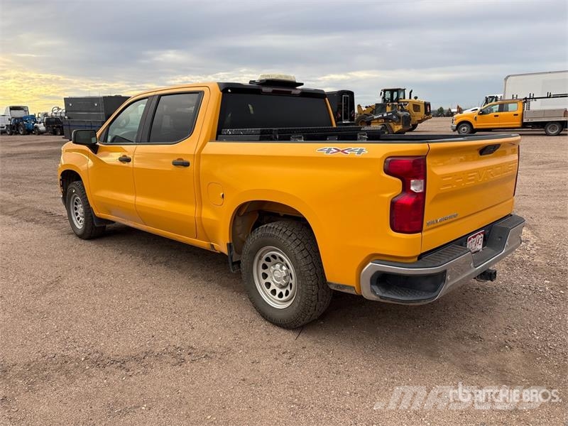 Chevrolet 1500 4x4 Crew Cab Pickup Други