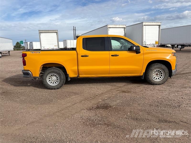 Chevrolet 1500 4x4 Crew Cab Pickup Ostalo