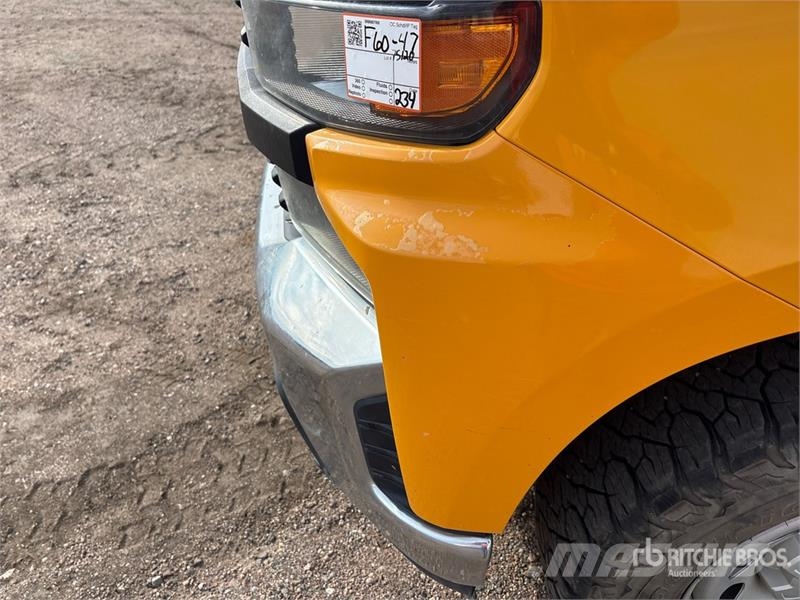Chevrolet 1500 4x4 Crew Cab Pickup Ostalo