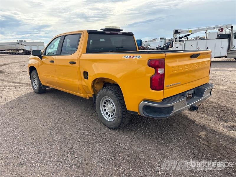 Chevrolet 1500 4x4 Crew Cab Pickup Ostalo