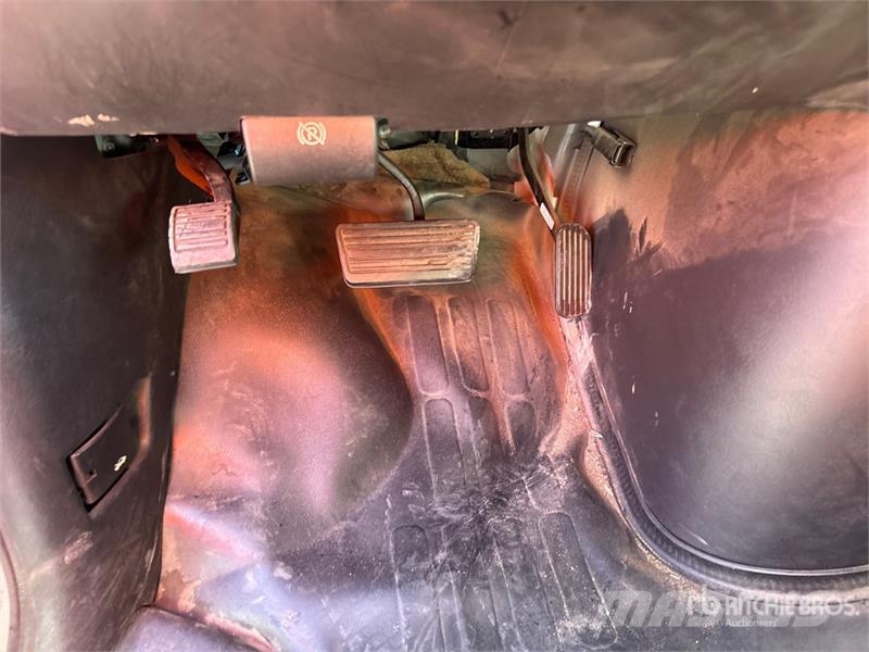 Chevrolet 1500 Express Cargo Van 패널 화물차