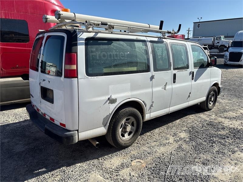 Chevrolet 1500 Express Cargo Van Varebiler
