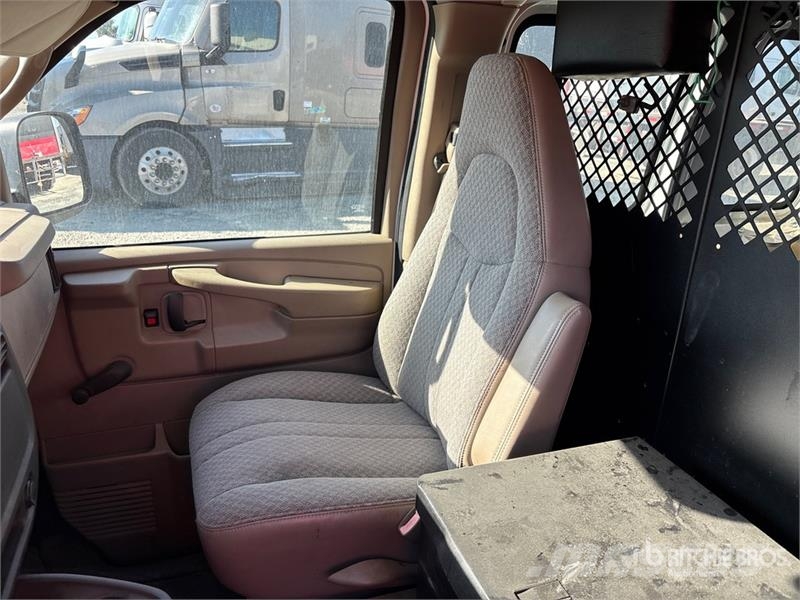 Chevrolet 1500 Express Cargo Van Varebiler