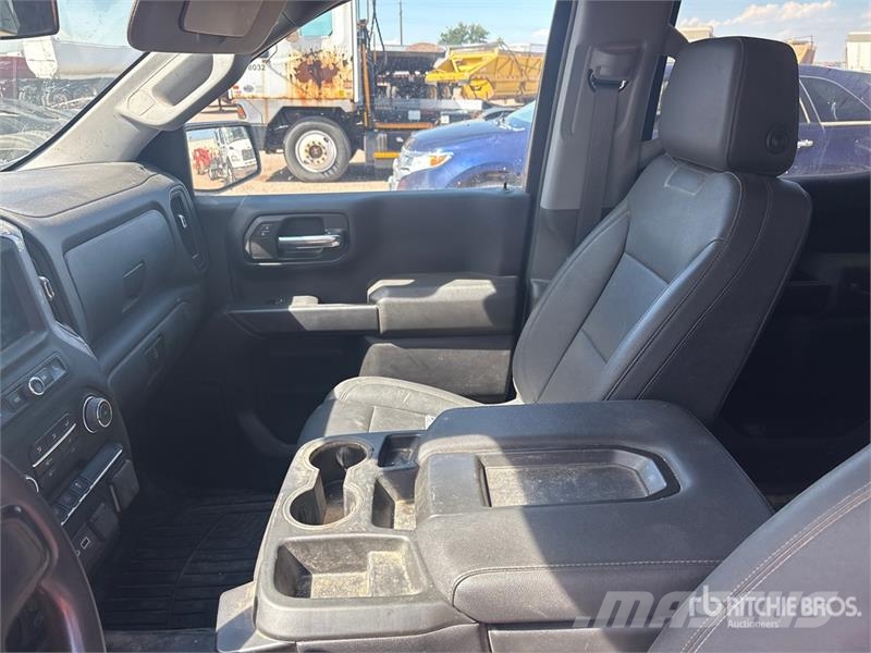 Chevrolet 1500 Silverado. 4x4 Crew Cab Pickup Furgoni altro