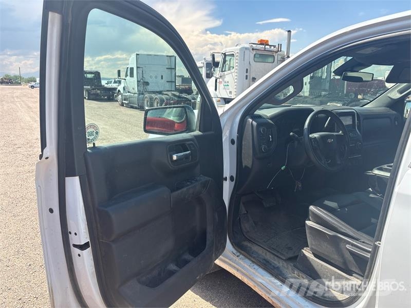Chevrolet 1500 Silverado. 4x4 Crew Cab Pickup Furgoni altro
