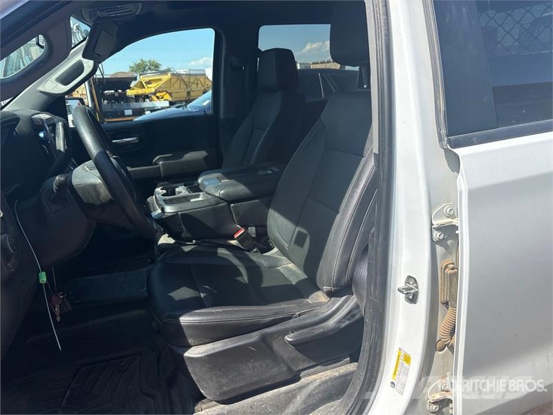 Chevrolet 1500 Silverado. 4x4 Crew Cab Pickup Furgoni altro