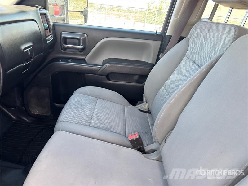Chevrolet 2500 4x4 Extended Cab Pickup 其他