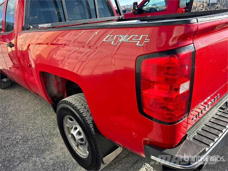 Chevrolet 2500 4x4 Extended Cab Pickup 其他