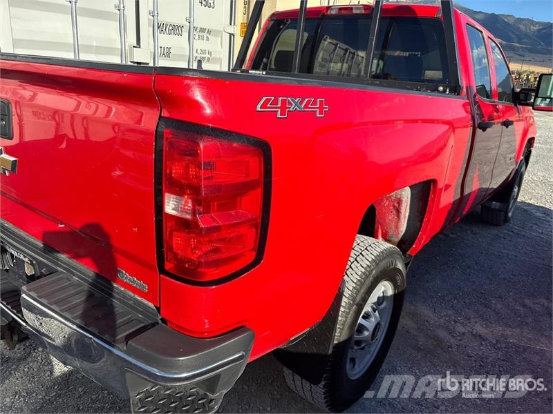 Chevrolet 2500 4x4 Extended Cab Pickup 其他