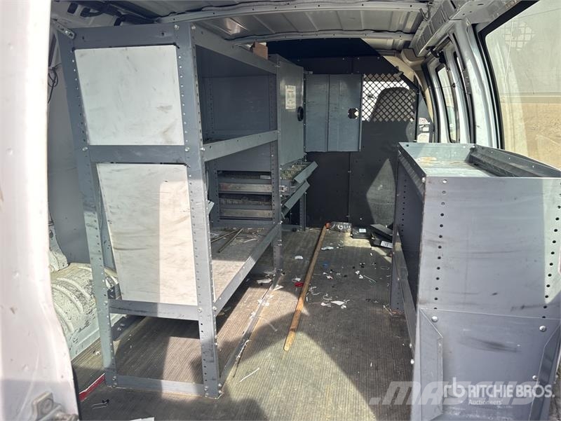 Chevrolet 2500 Express Cargo Van Lieferwagen