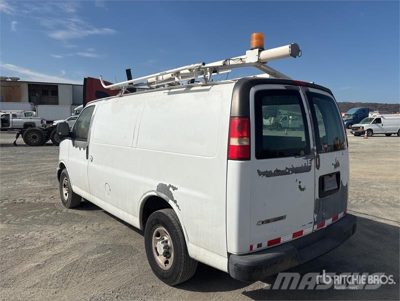 Chevrolet 2500 Express Cargo Van Lieferwagen