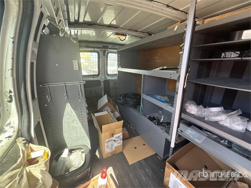 Chevrolet 2500 Express Cargo Van Lieferwagen