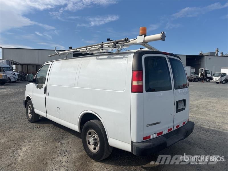 Chevrolet 2500 Express Cargo Van Dostavna vozila / kombiji