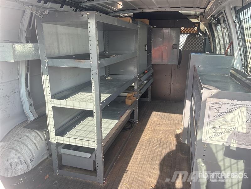 Chevrolet 2500 Express Cargo Van Dostavna vozila / kombiji