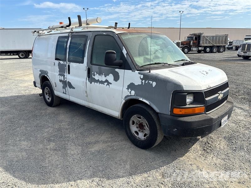 Chevrolet 2500 Express Cargo Van Lieferwagen