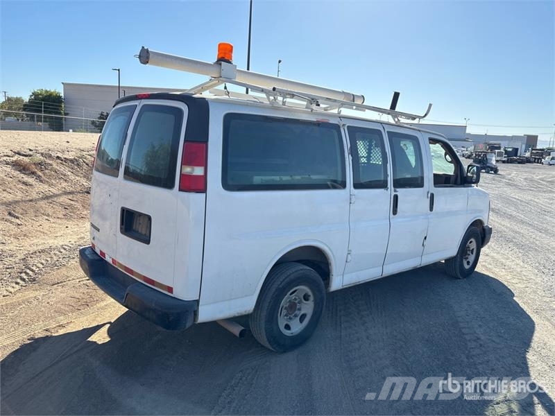 Chevrolet 2500 Express Cargo Van Lieferwagen