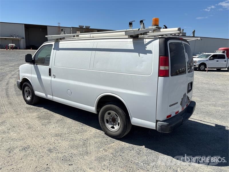 Chevrolet 2500 Express Cargo Van Dostavna vozila / kombiji