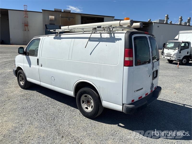 Chevrolet 2500 Express Cargo Van Dostavna vozila / kombiji