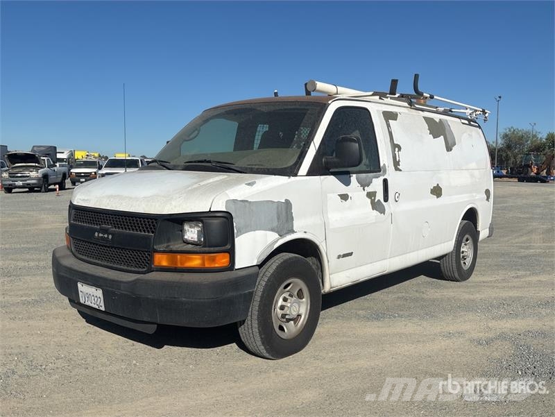 Chevrolet 2500 Express Cargo Van Dostavna vozila / kombiji