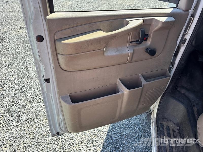Chevrolet 2500 Express Cargo Van Dostavna vozila / kombiji