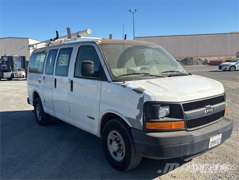 Chevrolet 2500 Express Cargo Van Dostavna vozila / kombiji