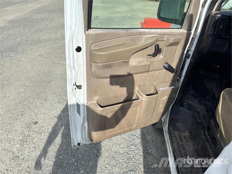 Chevrolet 2500 Express Cargo Van Lieferwagen