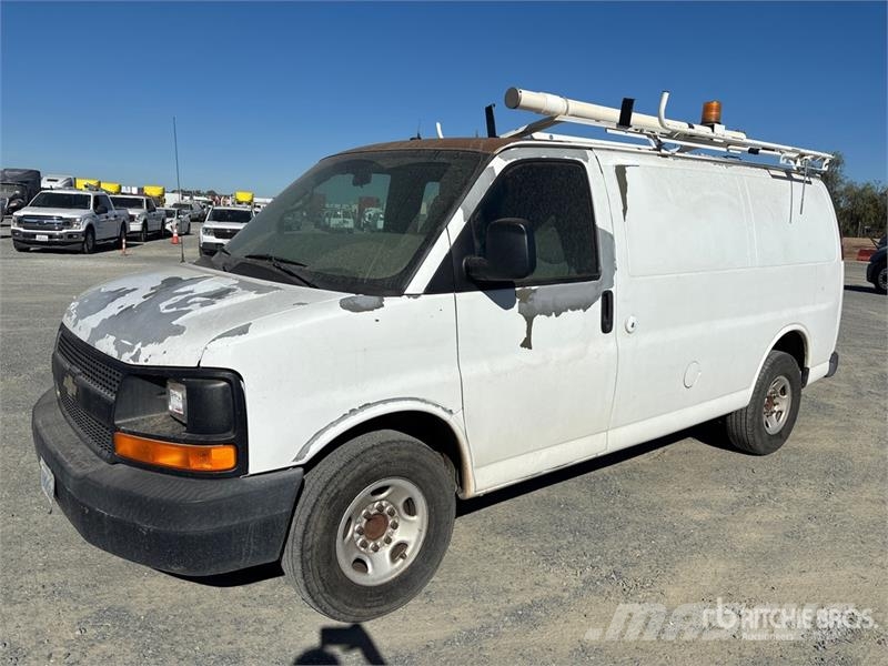 Chevrolet 2500 Express Cargo Van Furgone chiuso