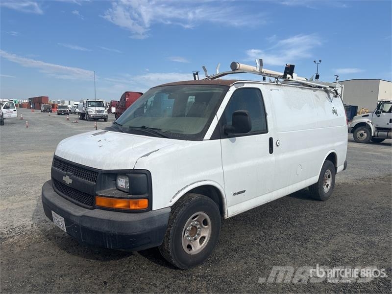Chevrolet 2500 Express Cargo Van Dostavna vozila / kombiji