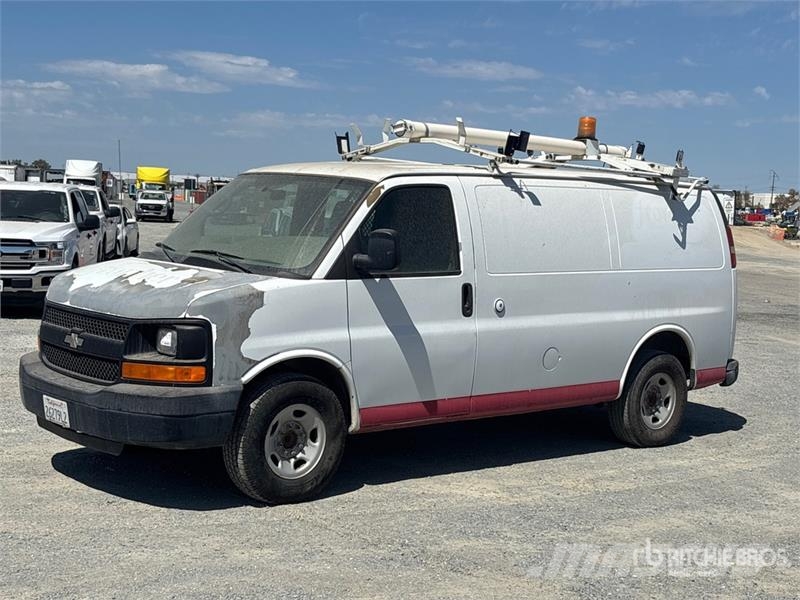 Chevrolet 2500 Express Cargo Van Lieferwagen