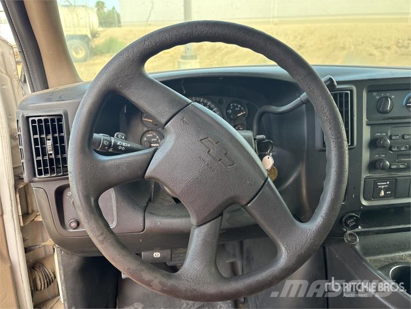 Chevrolet 2500 Express Cargo Van Lieferwagen