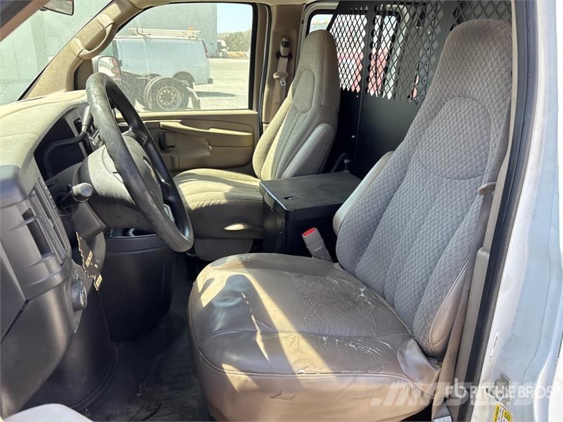 Chevrolet 2500 Express Cargo Van Lieferwagen
