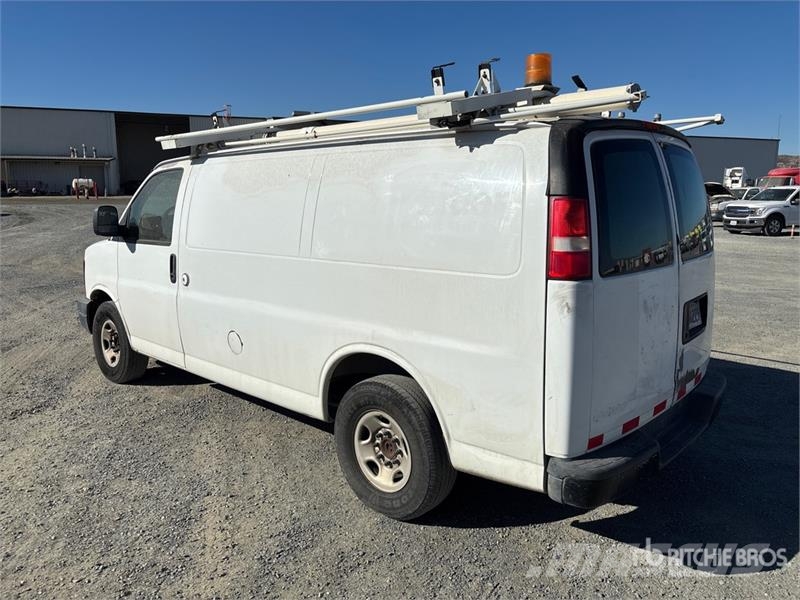 Chevrolet 2500 Express Cargo Van Dostavna vozila / kombiji