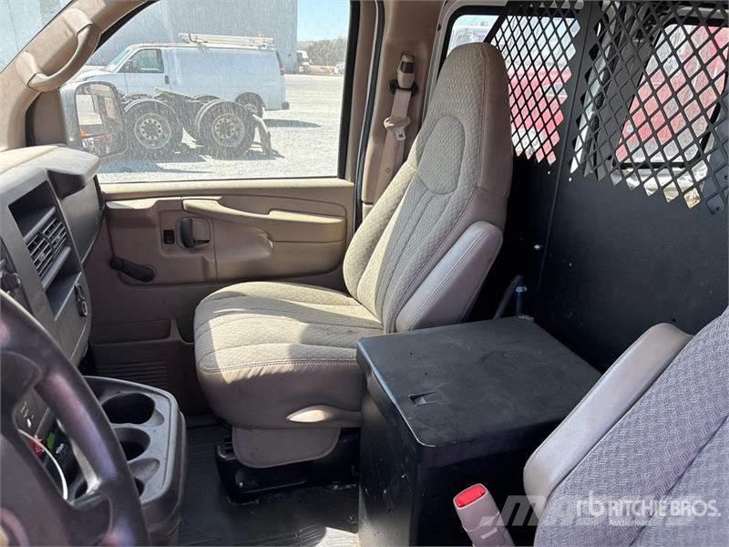 Chevrolet 2500 Express Cargo Van Lieferwagen