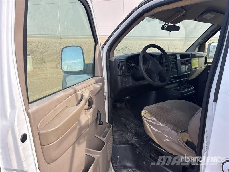 Chevrolet 2500 Express Cargo Van Lieferwagen