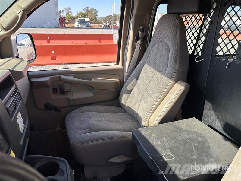 Chevrolet 2500 Express Cargo Van Lieferwagen