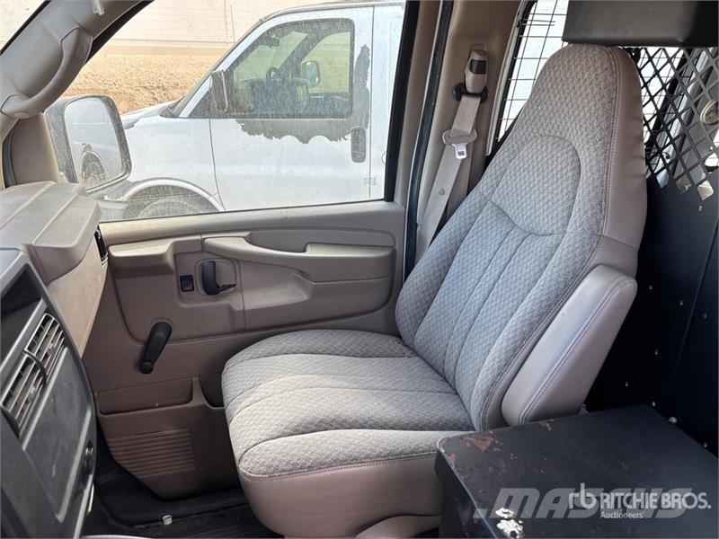Chevrolet 2500 Express Cargo Van Dostavna vozila / kombiji