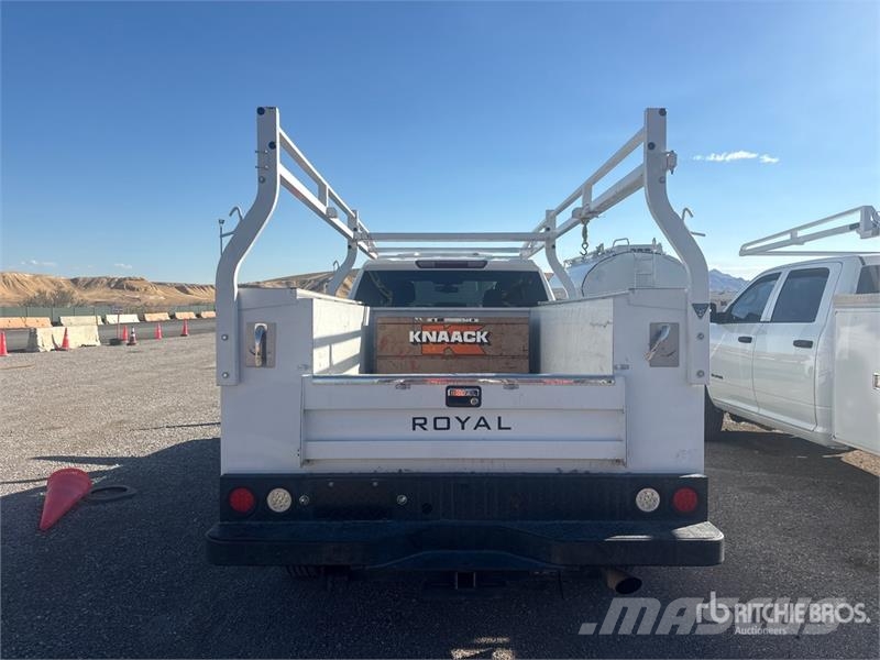 Chevrolet 2500HD 4x2 Extended Cab Service Truck Komunalna vozila