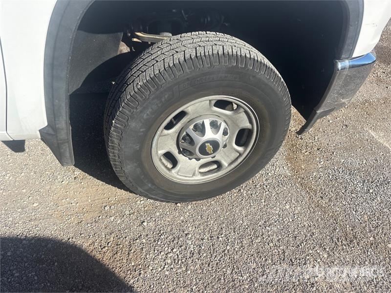 Chevrolet 2500HD 4x2 Extended Cab Service Truck Komunalna vozila