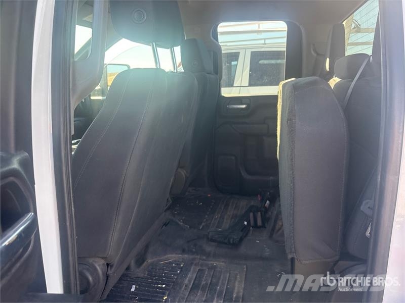 Chevrolet 2500HD 4x2 Extended Cab Service Truck Komunalna vozila