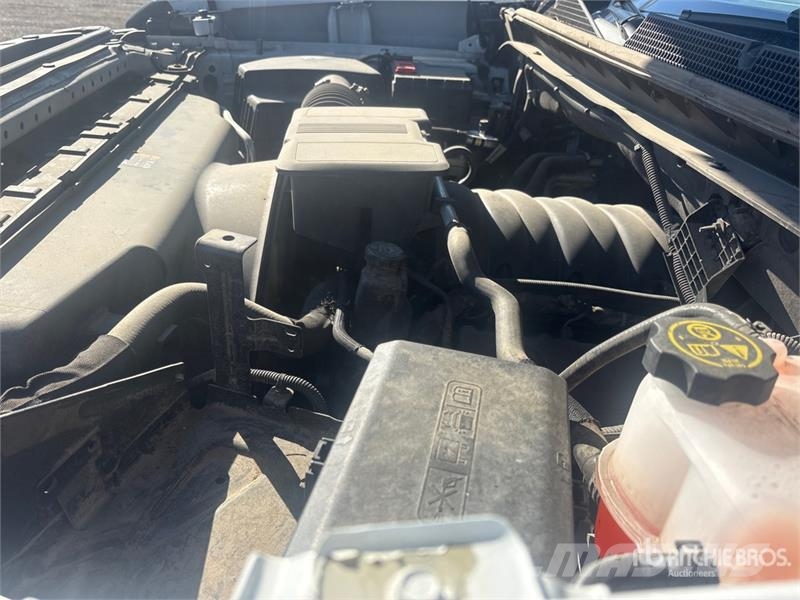 Chevrolet 2500HD 4x2 Extended Cab Service Truck Komunalna vozila