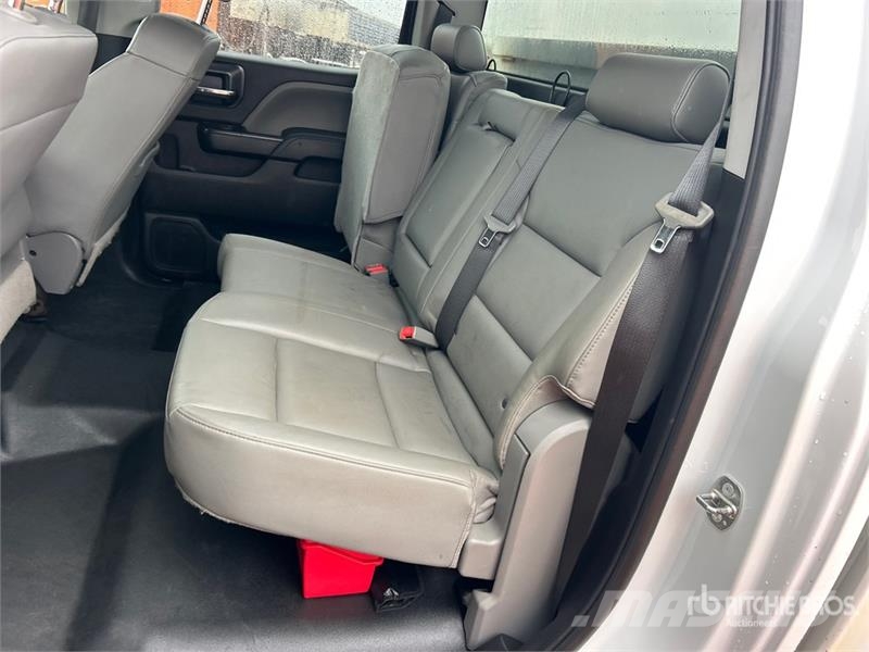 Chevrolet 2500HD 4x4 Crew Cab Pickup Citi