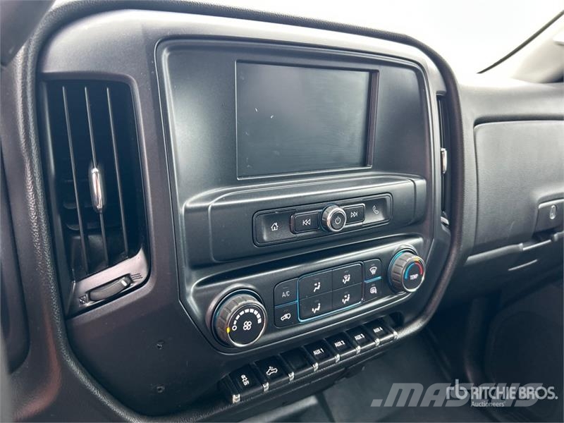 Chevrolet 2500HD 4x4 Crew Cab Pickup Citi