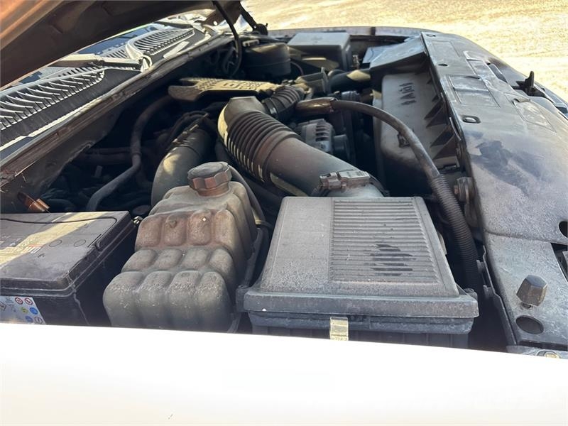 Chevrolet 3500 Pritschenwagen/Pritschenwagen mit Seitenklappe