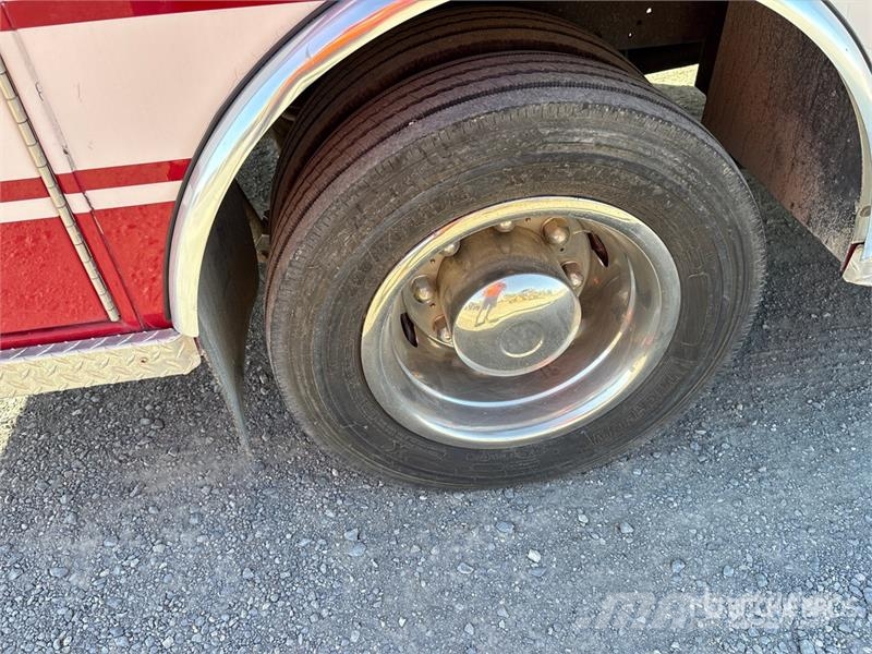 Chevrolet 3500 救護車
