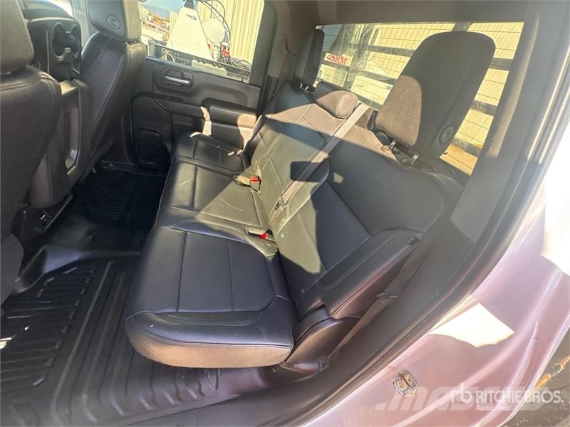 Chevrolet 3500 Pritschenwagen/Pritschenwagen mit Seitenklappe